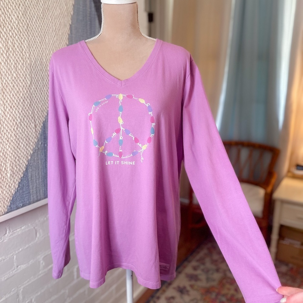 Life is Good Purple Peace Christmas Lights T-Shirt